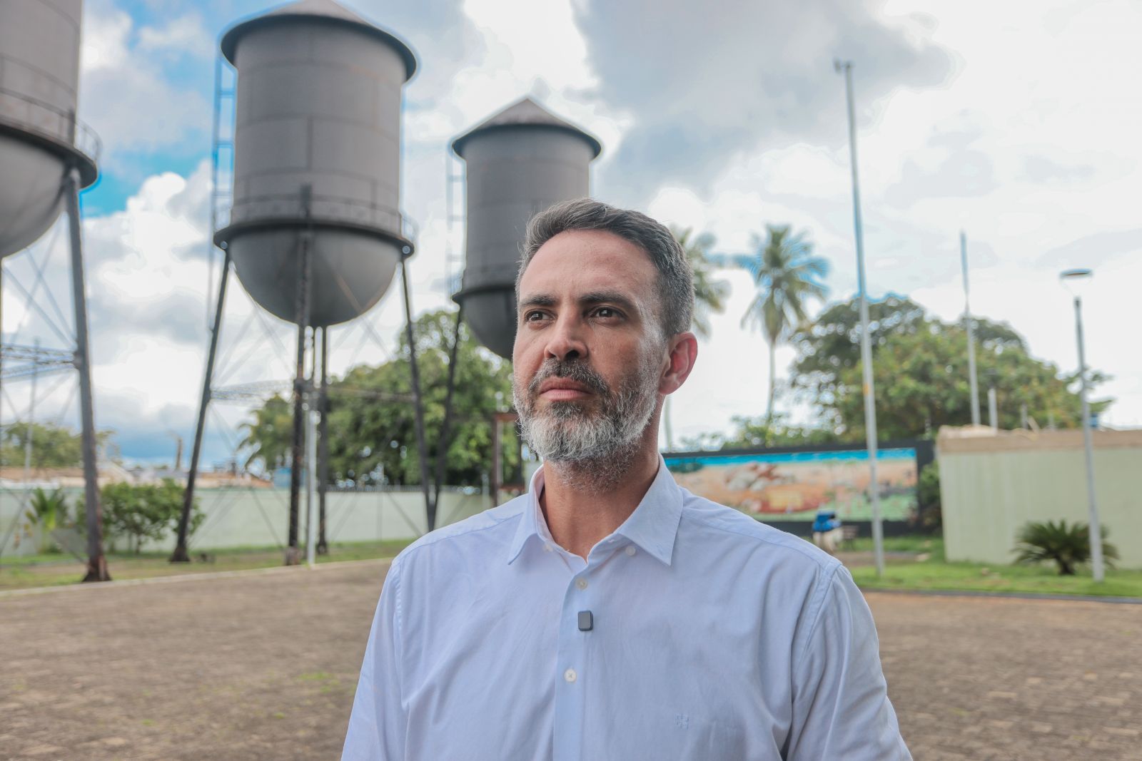 Léo Moraes destacou que os concursos fortalecem áreas estratégicas da administração municipal